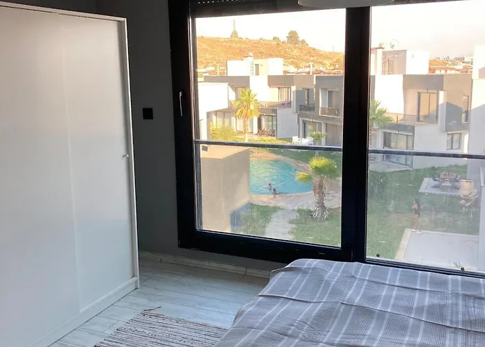 A Quiet House In Vila *